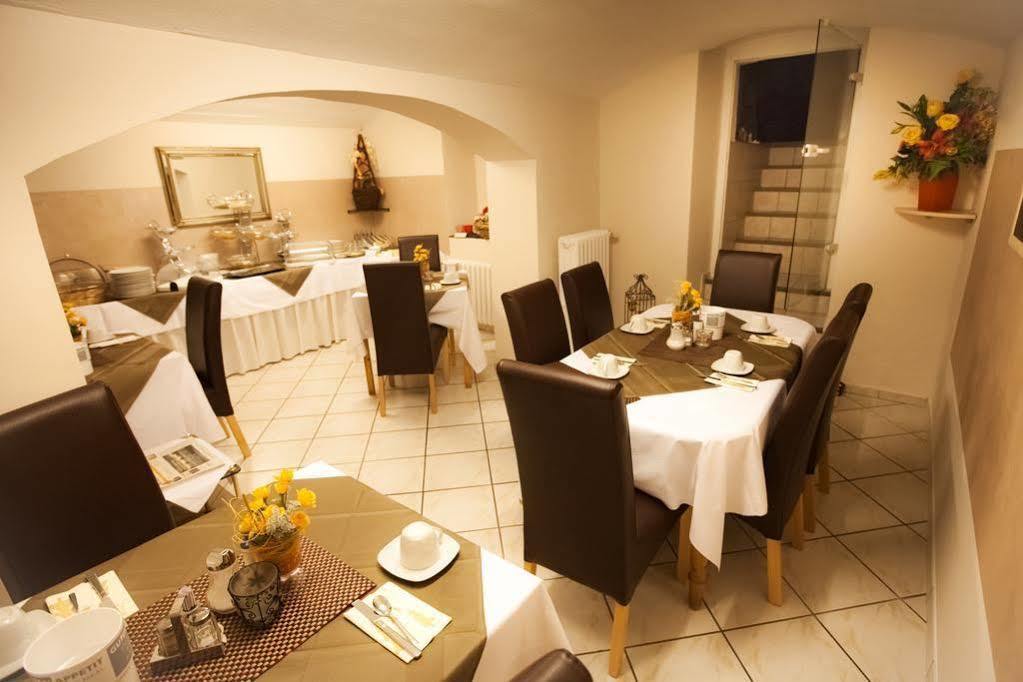 Carlton Mayfair Hotel 3*