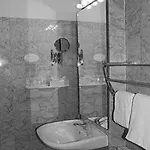 Hotel Carlton Mayfair 3*