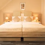Carlton Mayfair Hotel 3*