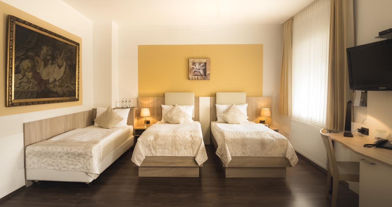 Carlton Mayfair Hotel